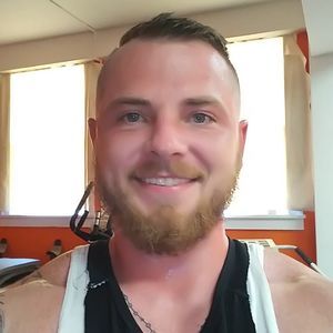 Meet your Posher, Cory